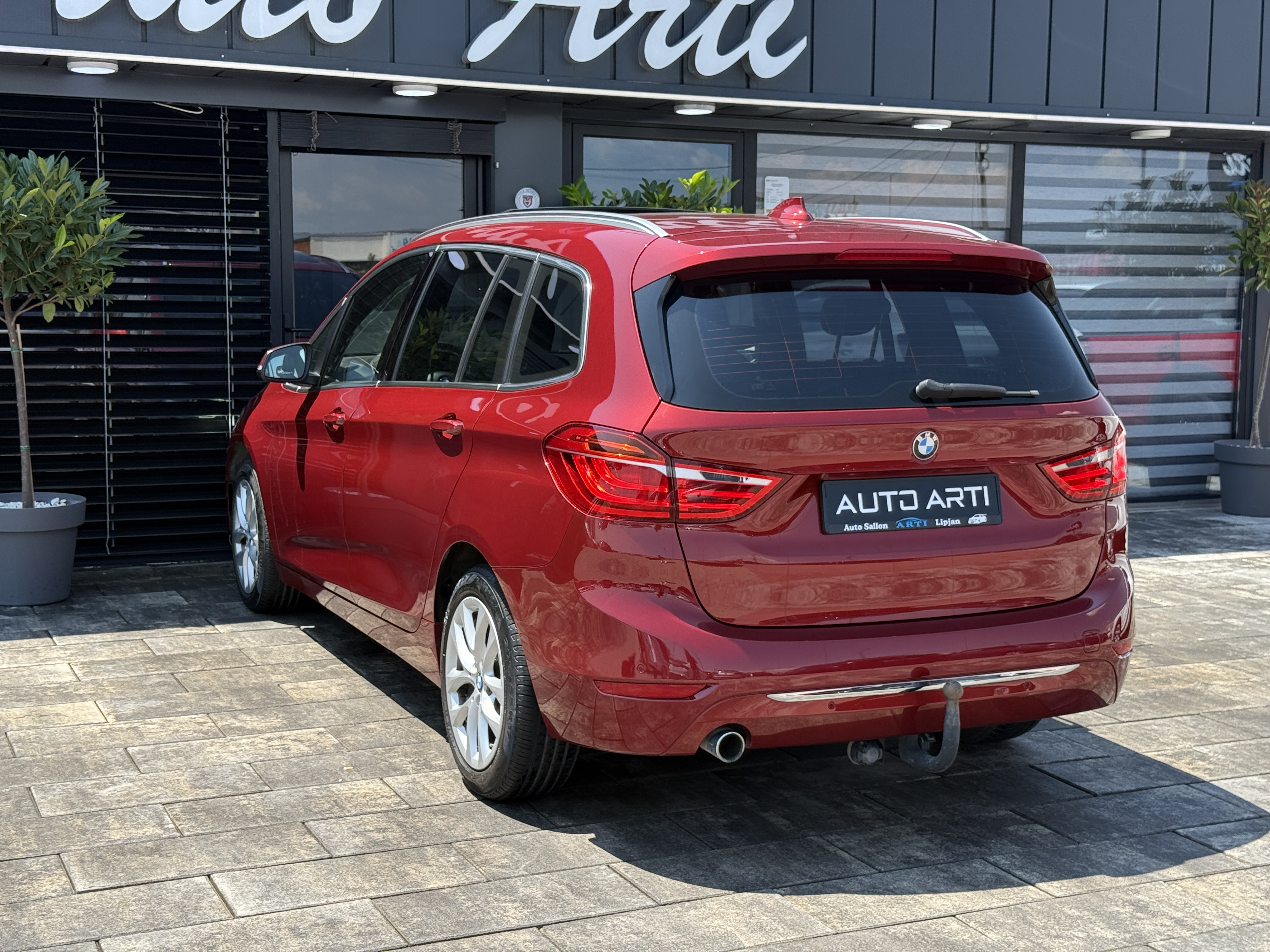 
								BMW 218d 𝟕 𝐔𝐥𝐬𝐞 full									