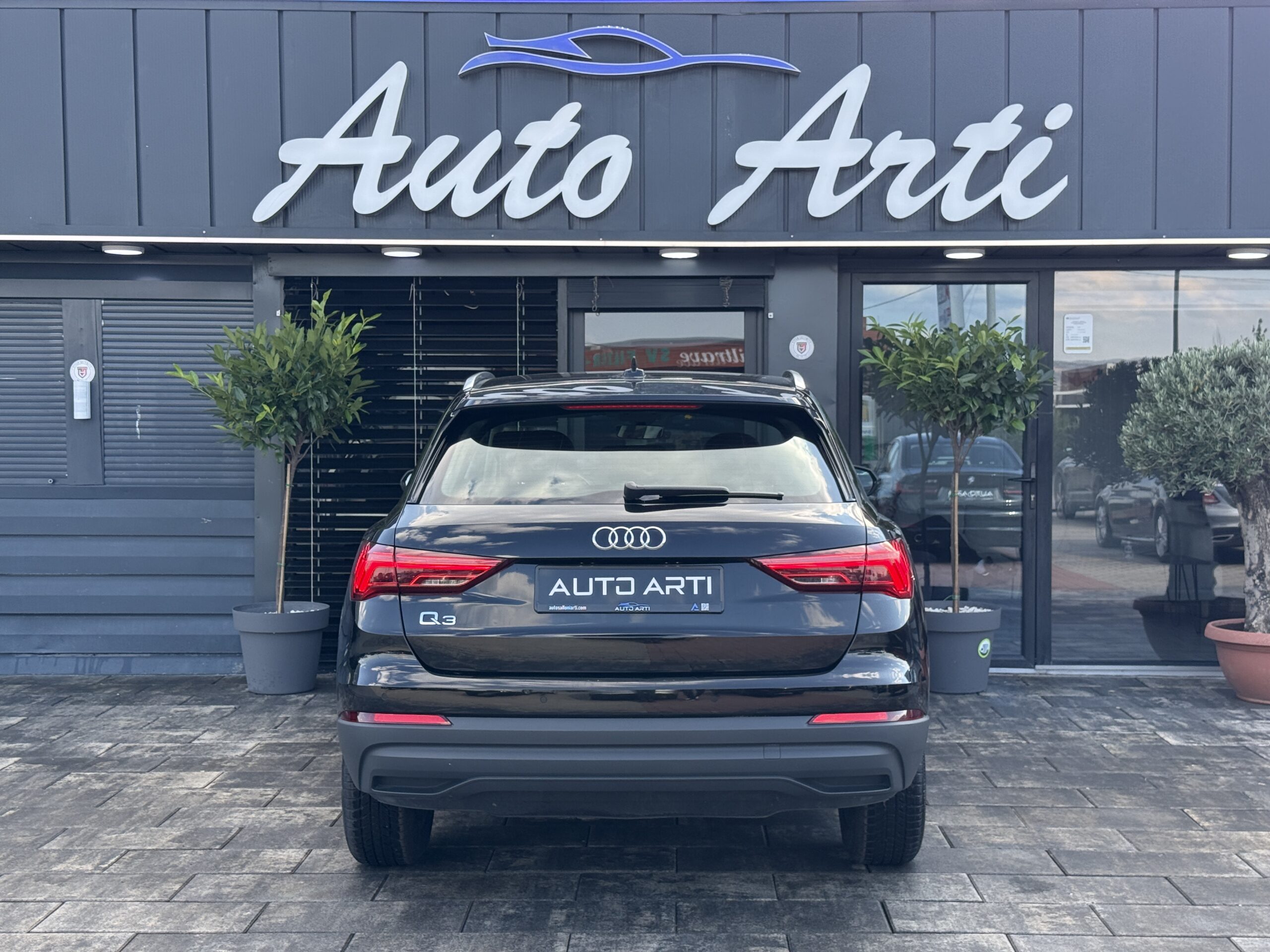 
								Audi Q3 35tdi 2022 full									