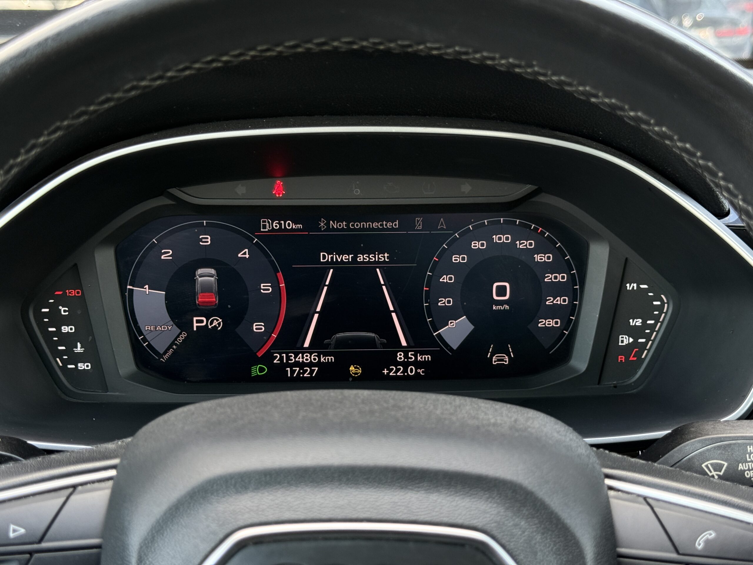 
								Audi Q3 35tdi 2022 full									