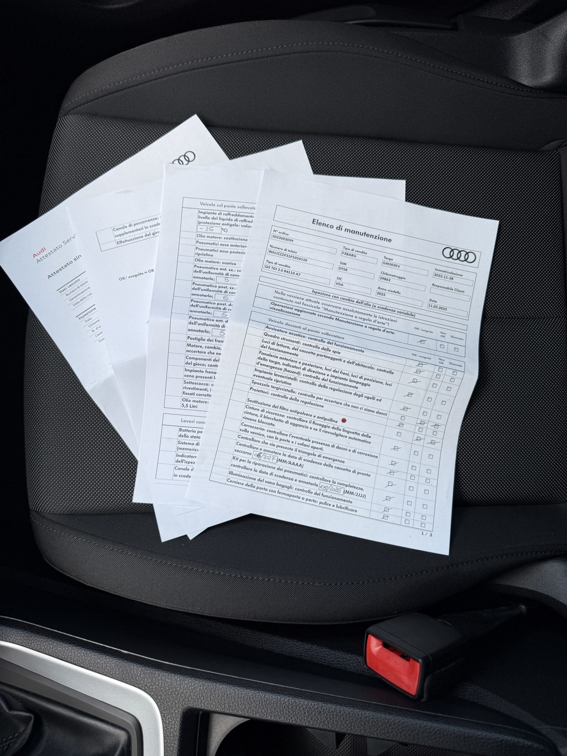 
								Audi Q3 35tdi 2022 full									